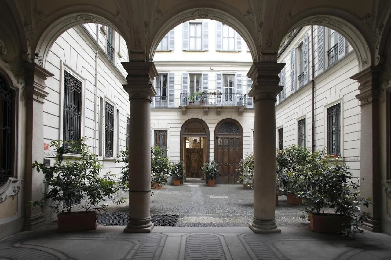 B&B Bonaparte Suites Milan Italy